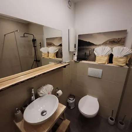 Cool - In - Hallstatt - Wellness And Pool Included