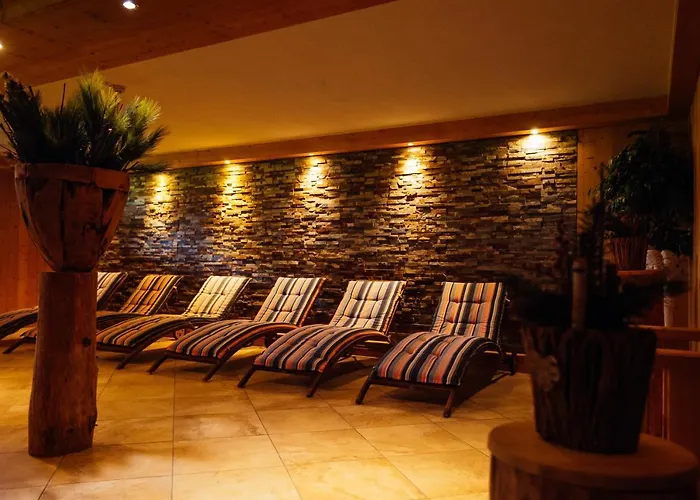 Alpine Studio With Indoor Pool & Spa Included - 10 Min From Hallstatt Apartment